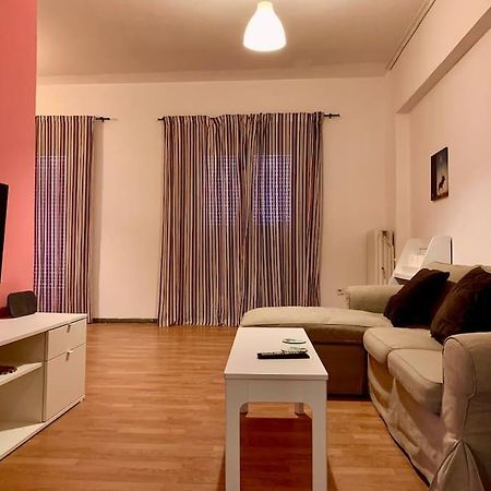 2 Bedroom Apartment 300 Meters Metro Aghios Loanis アテネ エクステリア 写真