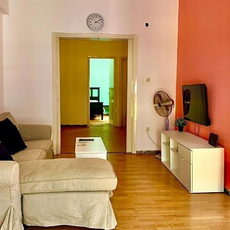 2 Bedroom Apartment 300 Meters Metro Aghios Loanis アテネ エクステリア 写真